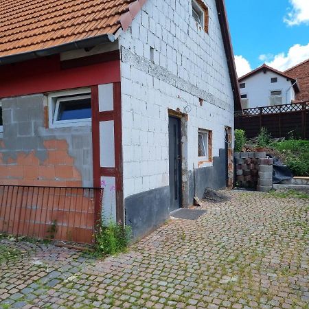 Ferienwohnung/Monteurwohnung Alte Garage Ahnatal Extérieur photo